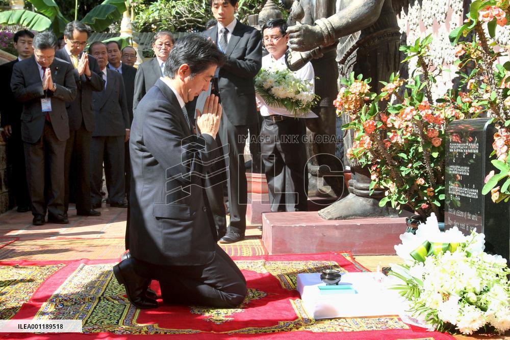 Japan prime minister in Cambodia