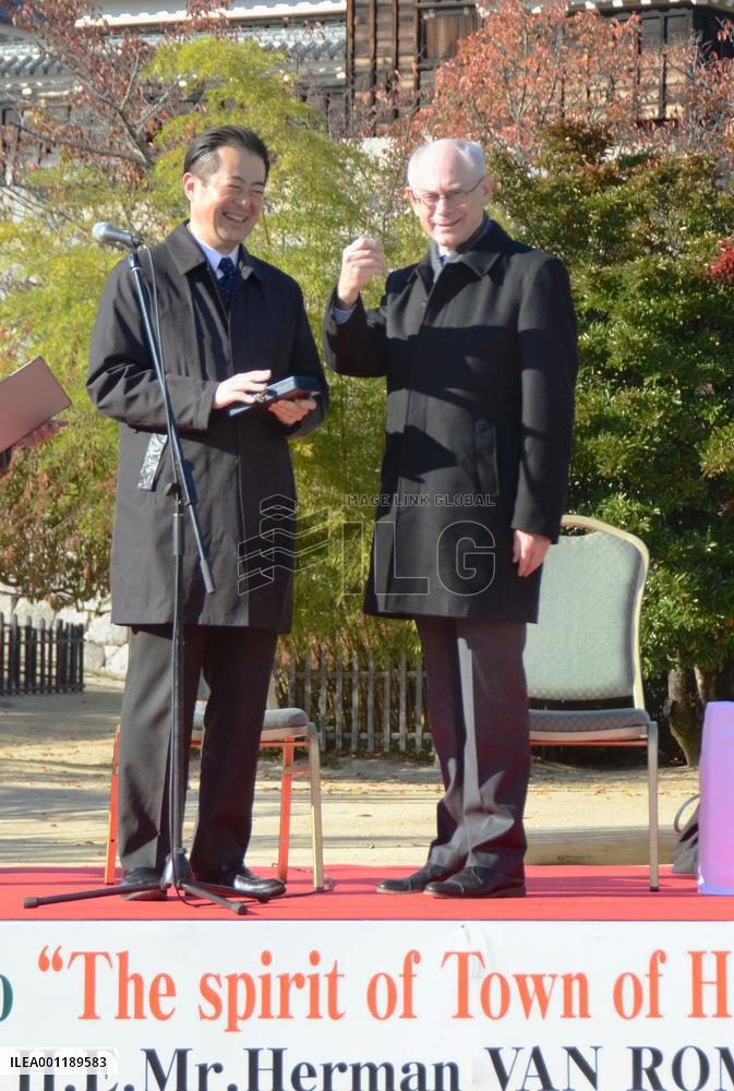 European Council president in haiku capital
