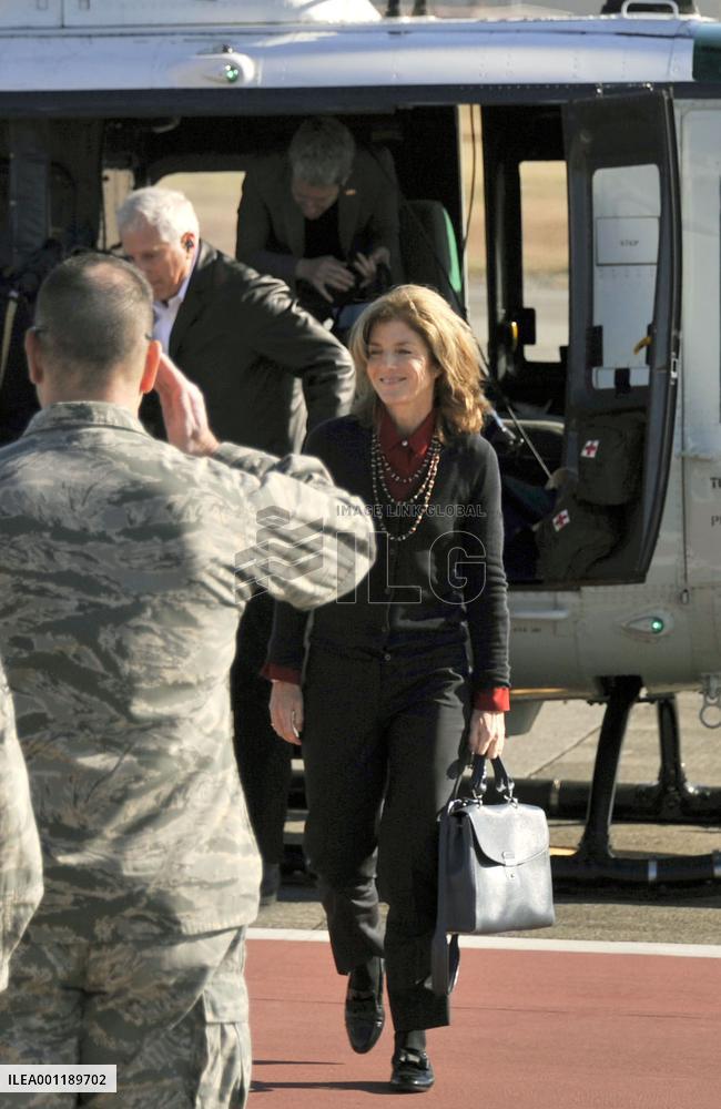 Kennedy visits Yokota base