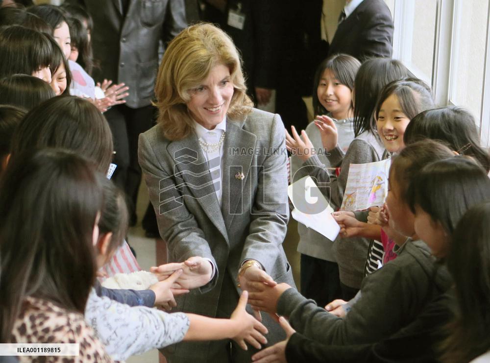 Kennedy visits tsunami-hit area