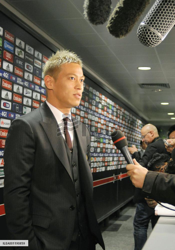 Honda unveiled as Milan signing