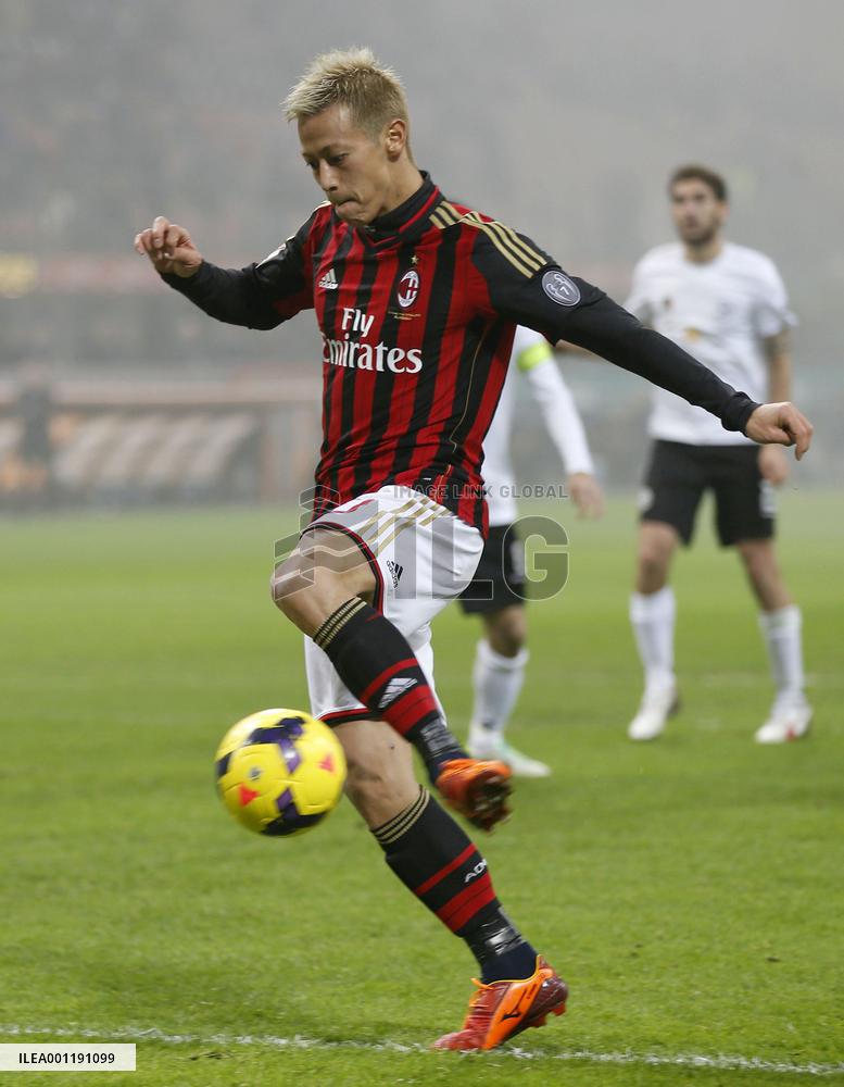 Honda scores at AC Milan