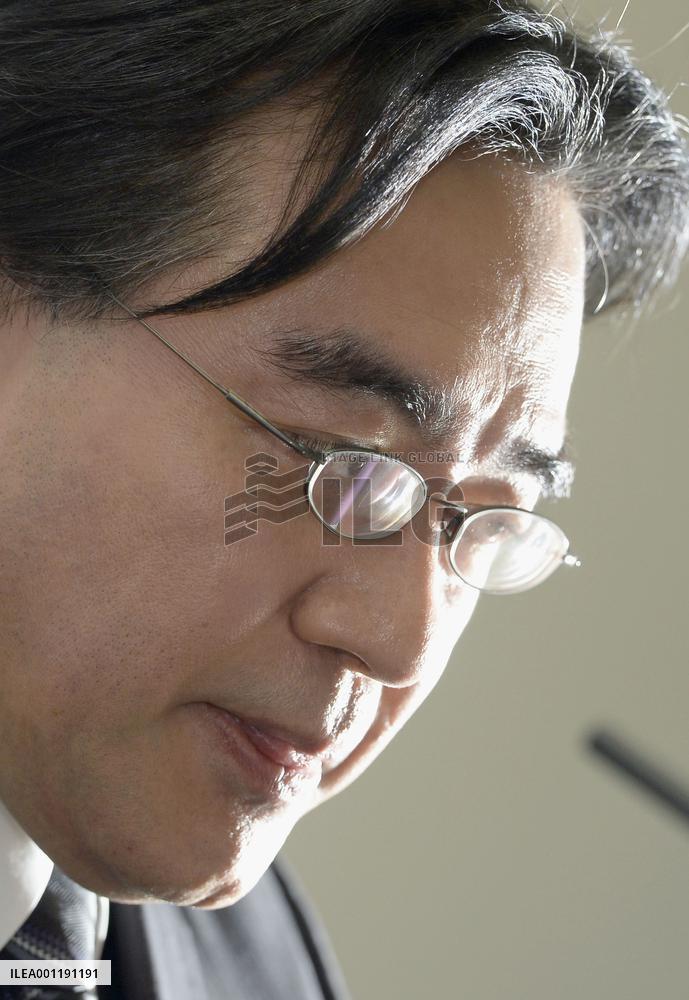 Nintendo projects 25 bil. yen loss for FY 2013