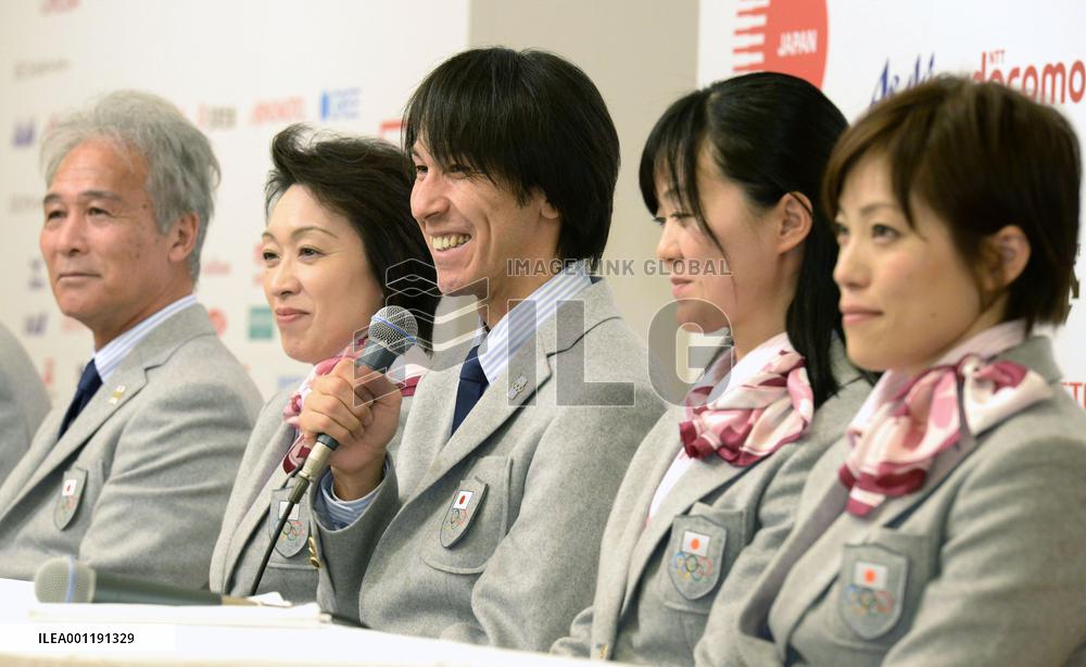 Leaders of Japan's Sochi Olympics team meet press