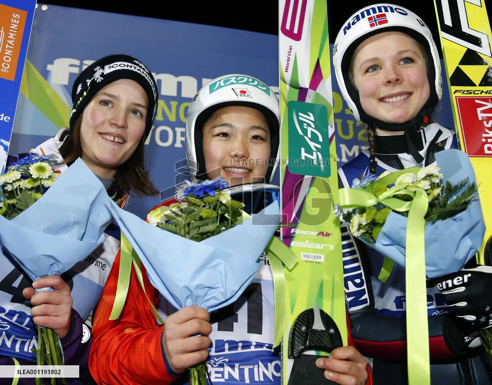 Takanashi wins 3rd straight junior world title