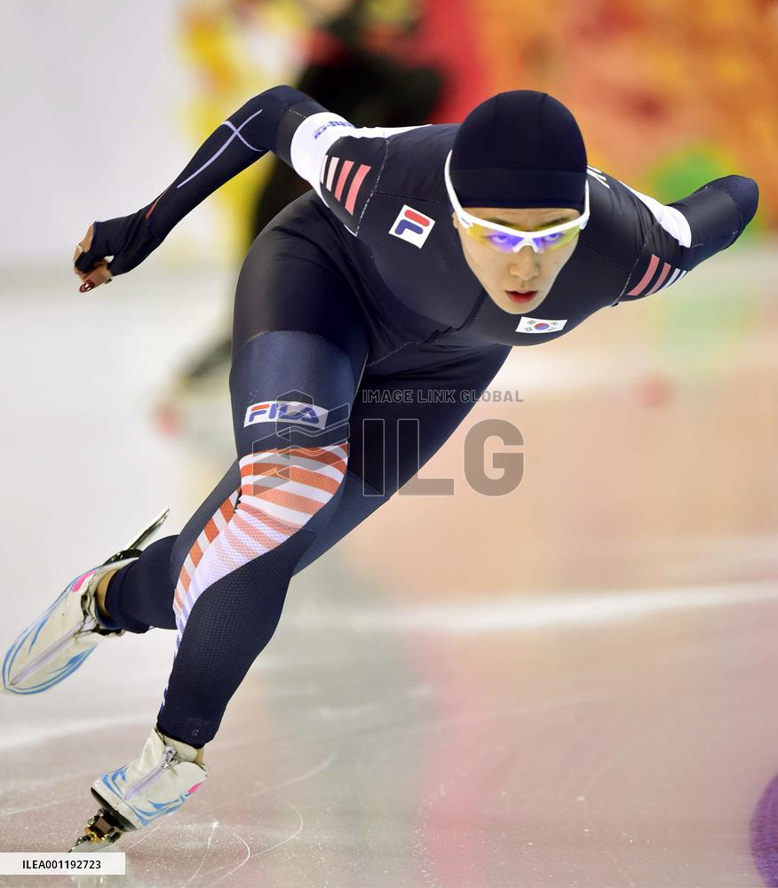 South Korea's Lee defends women's 500m speed skating crown