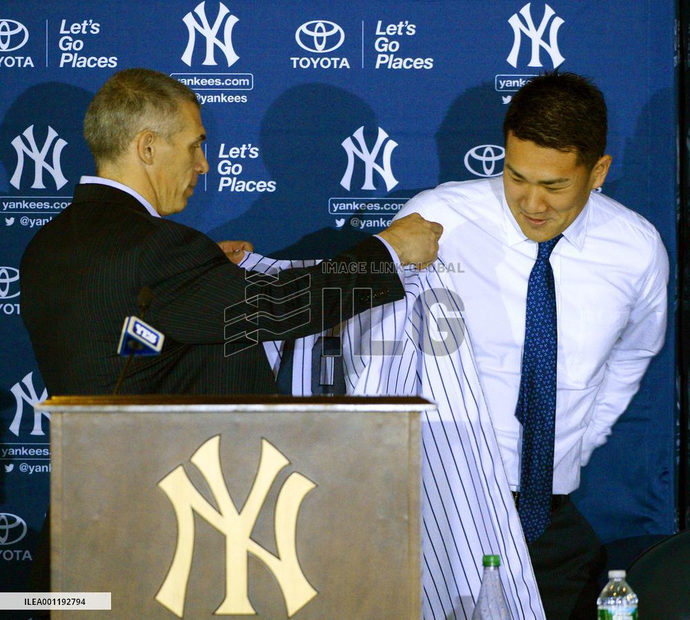 Yankees unveil Tanaka