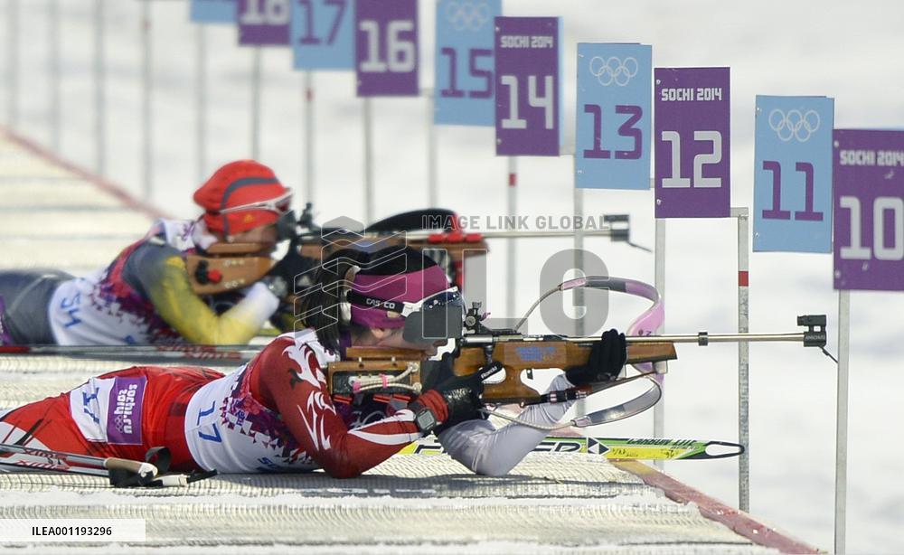 Japan's Suzuki in women's biathlon 15km