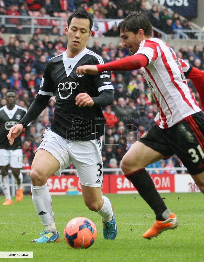 Southampton's Yoshida in action in FA Cup game