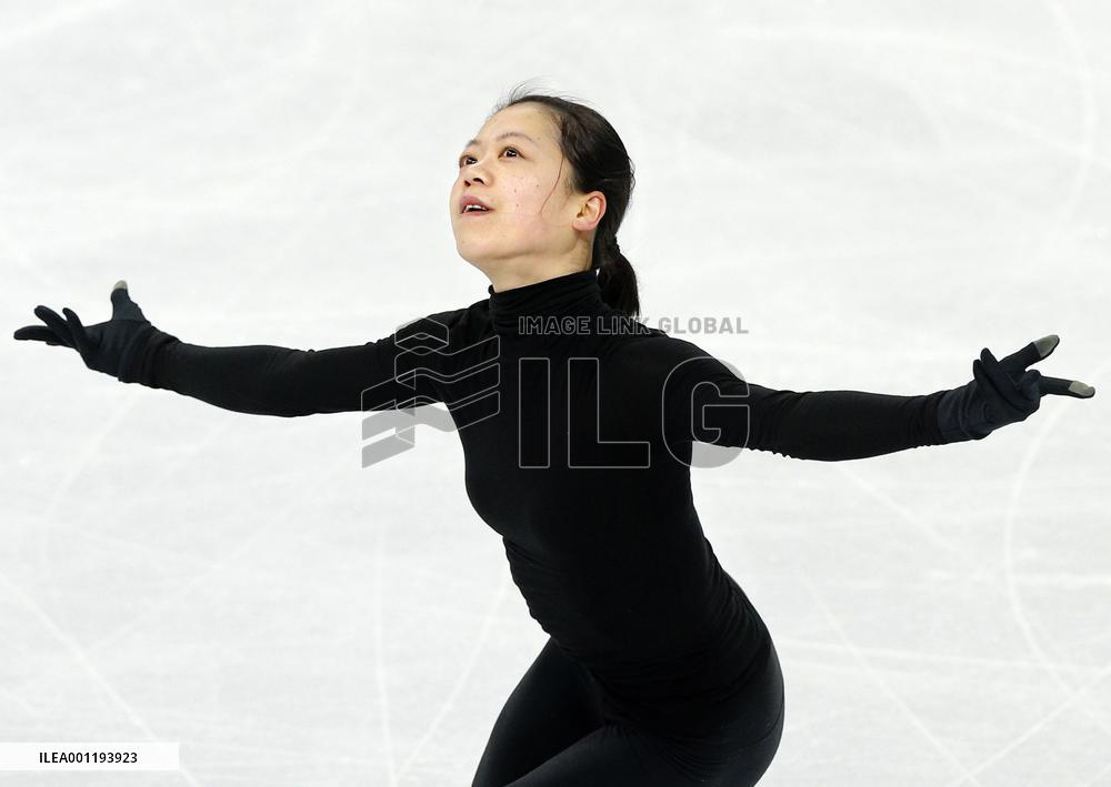 Japan's Suzuki prepares for women's short program