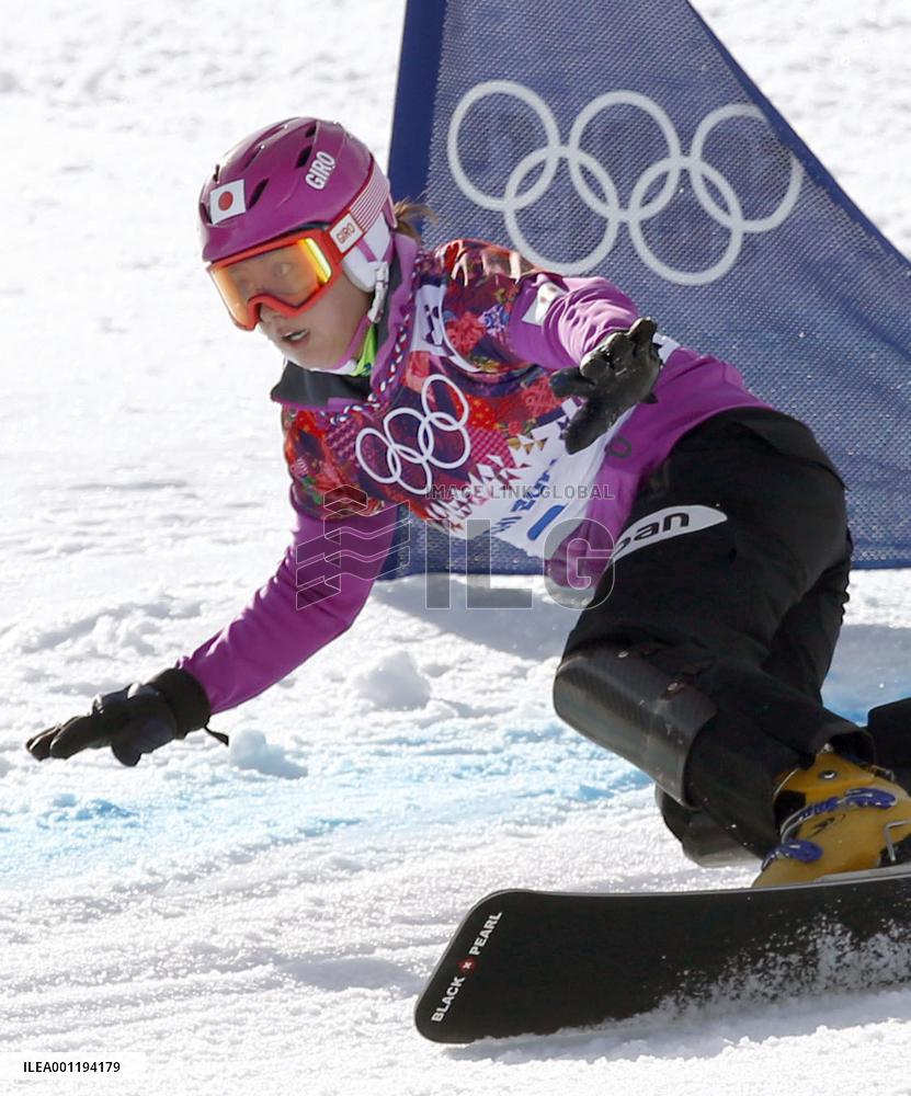 Japan's Takeuchi wins silver in women's parallel giant slalom