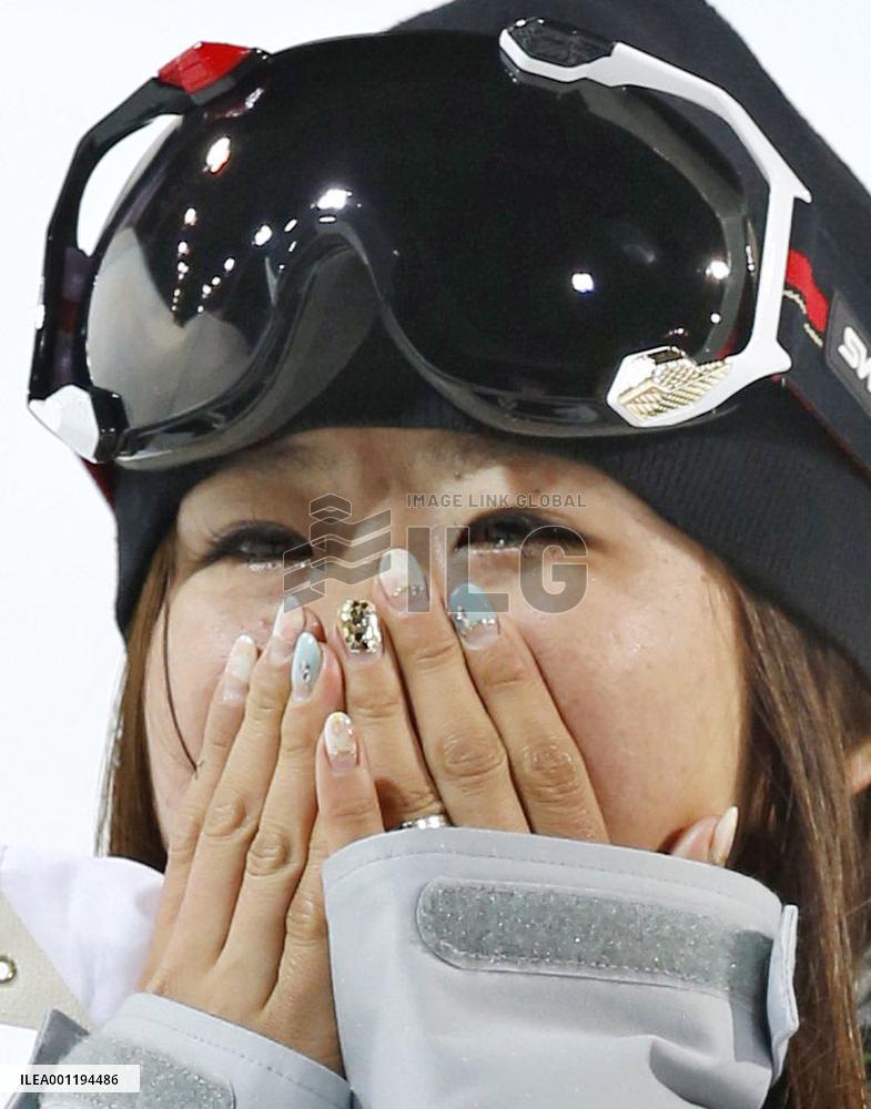Japan's Onozuka wins bronze in women's ski halfpipe
