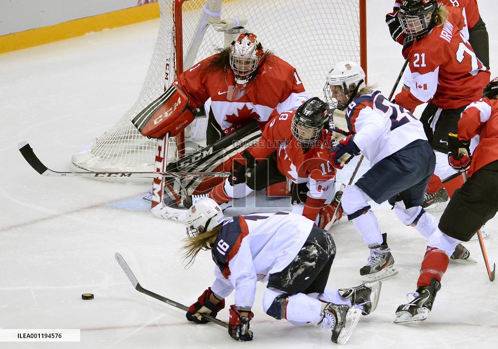 Canada vs U.S. in women's ice hockey final at Sochi