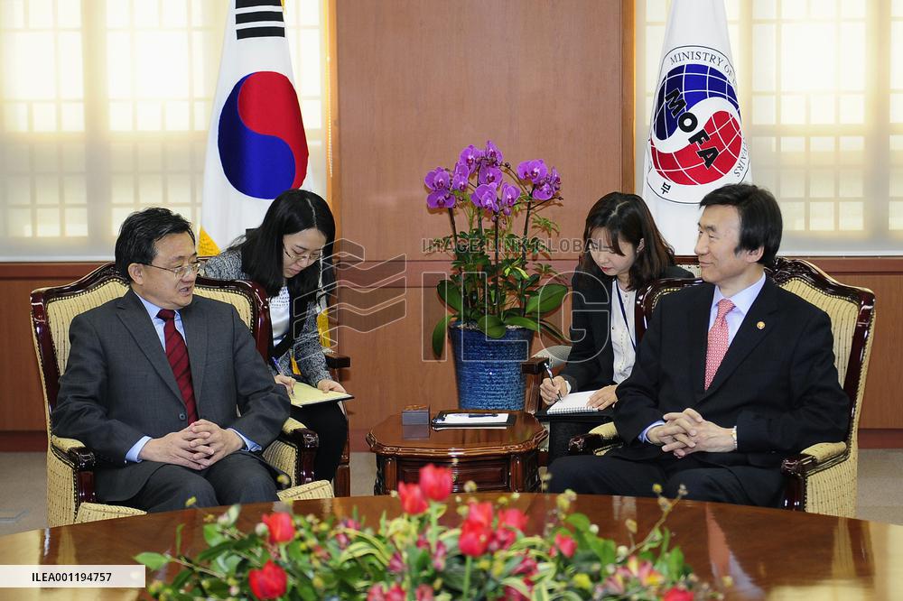 China's Liu, S. Korea's Yun meet over N. Korea issues