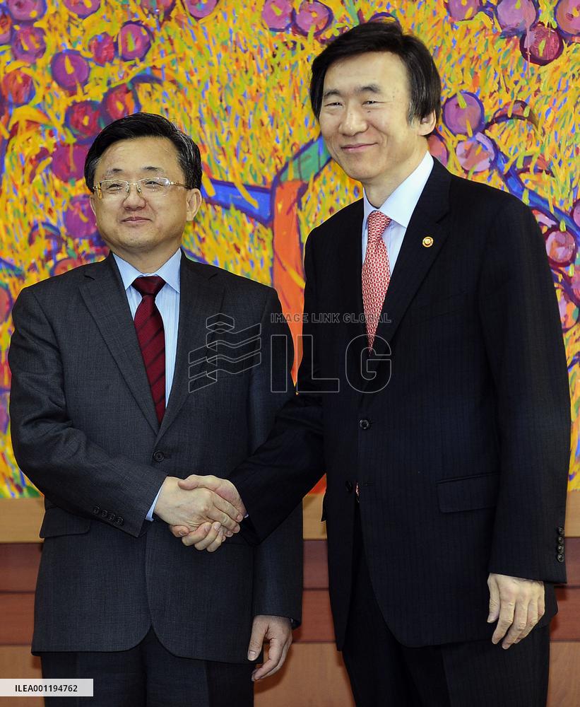 China's Liu, S. Korea's Yun meet over N. Korea issues