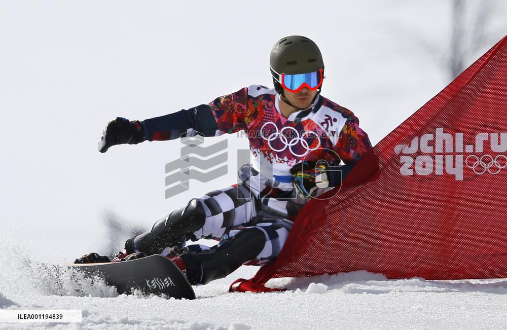 Russia's Wild wins gold in men's snowboard parallel slalom