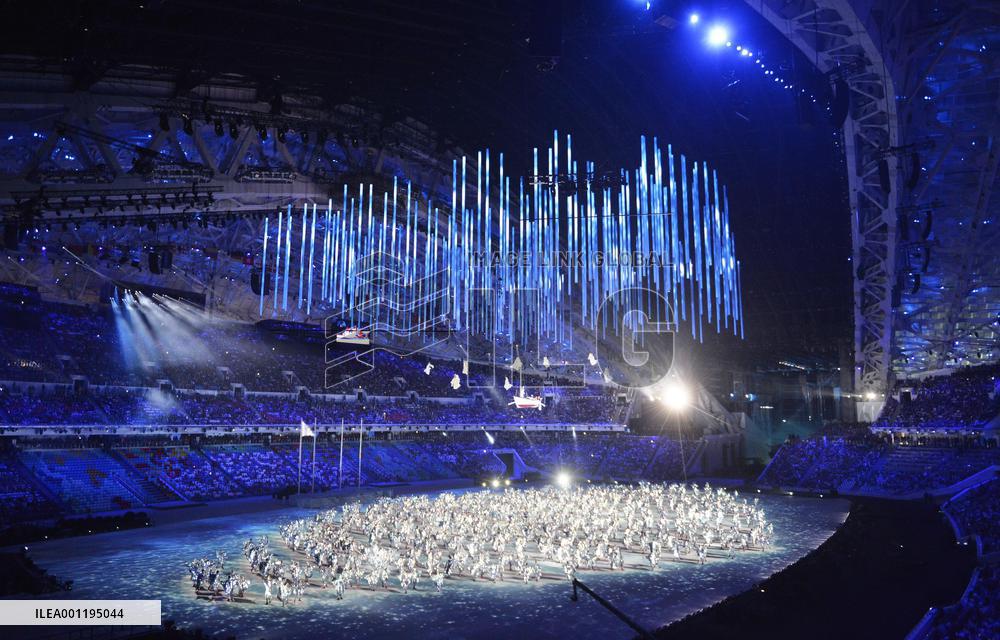Sochi Games closing ceremony performance