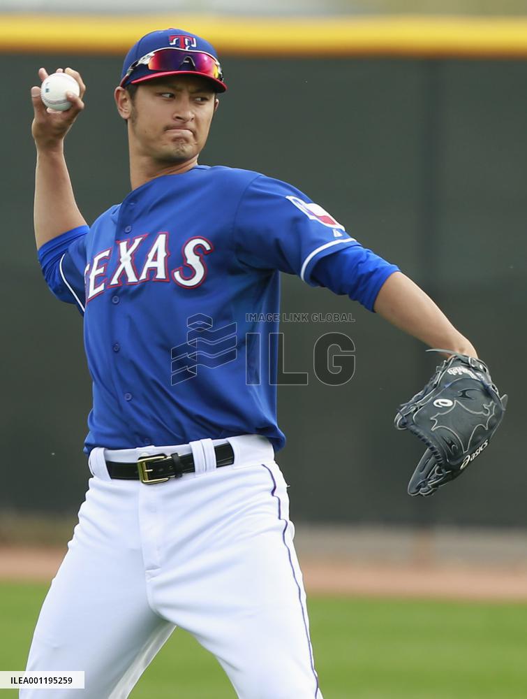 Darvish in spring training camp