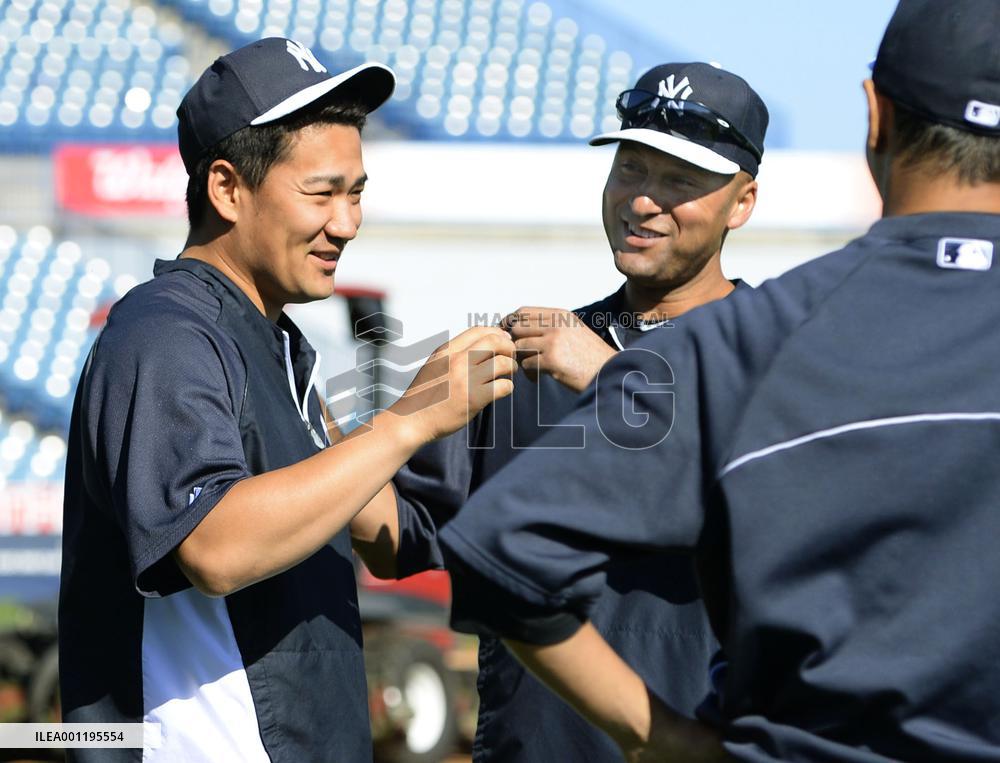 Jeter, Tanaka at Yankees' spring camp in Florida