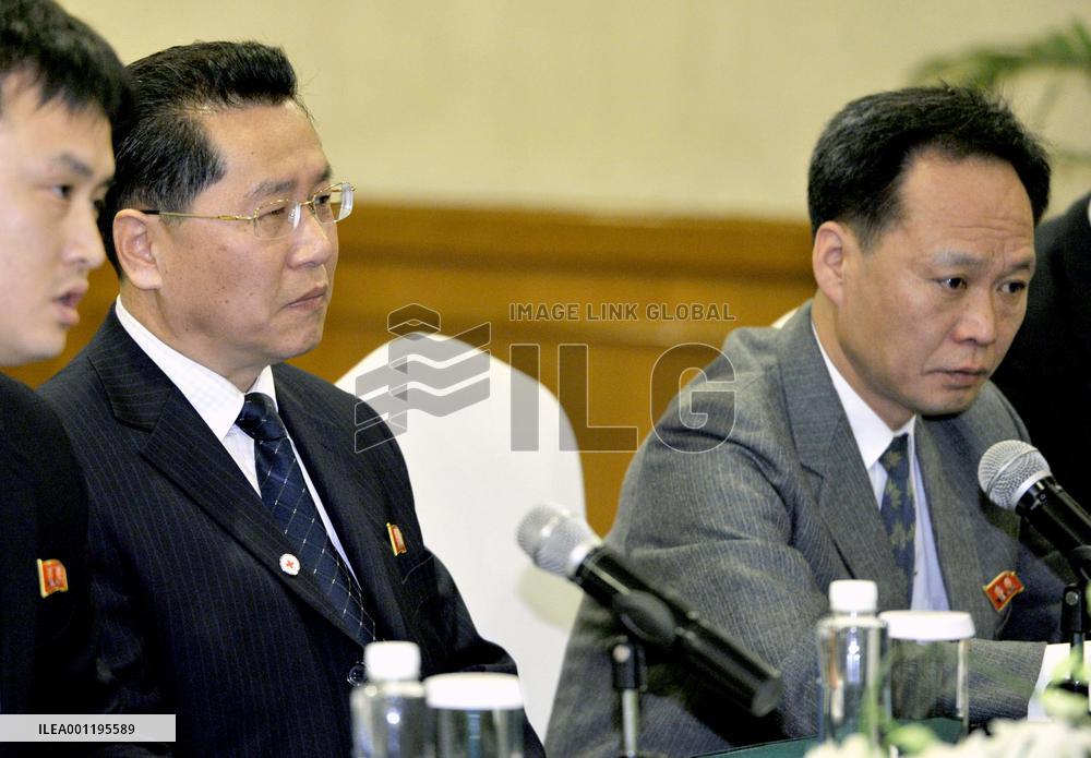 Japan, N. Korea hold Red Cross talks