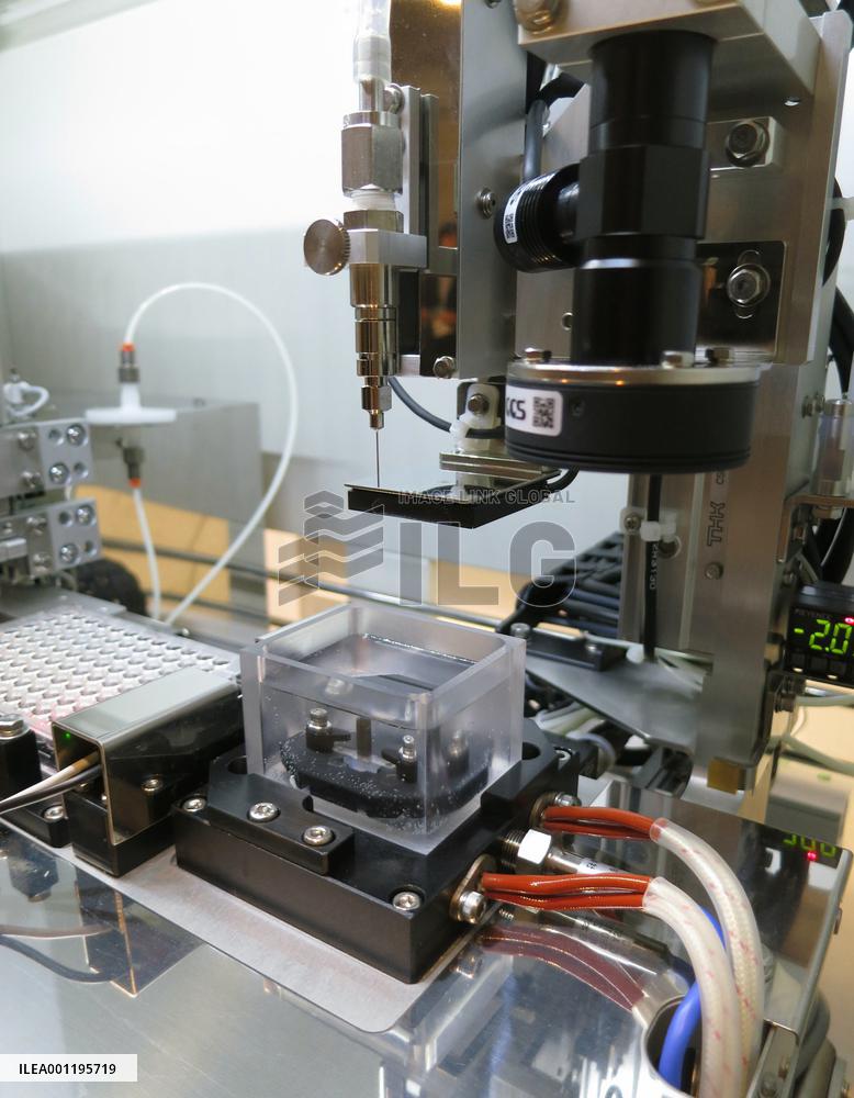 3D bio-printer developed by Japanese venture firm