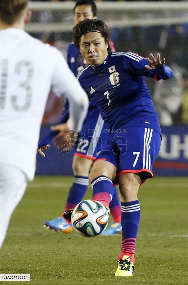 Japan midfielder Endo in action vs. NZ in World Cup warm-up