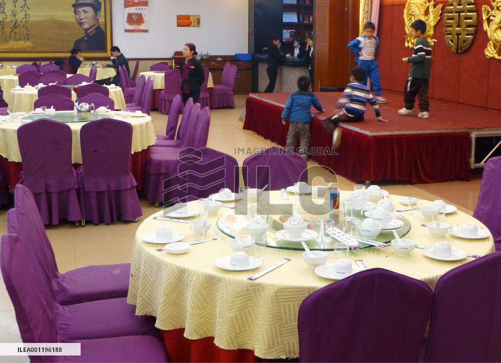 China restaurant suffers steep drop in customer turnout