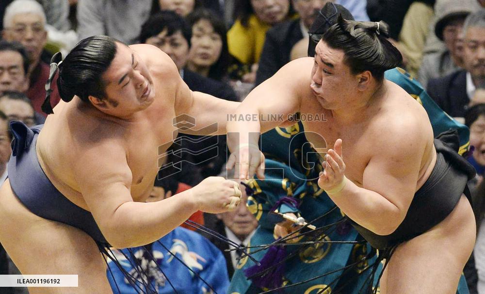 Day 4 of 15-day Spring Sumo Tournament