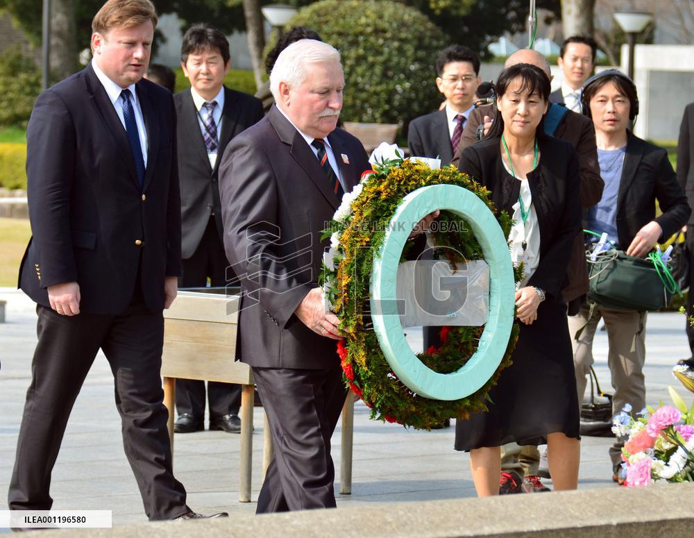 Walesa in Hiroshima