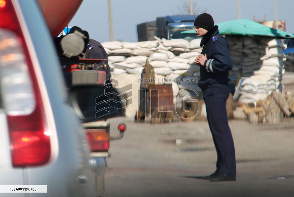 Crimea border with Ukraine