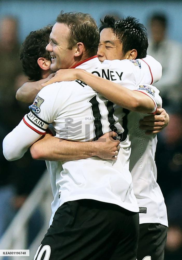 Man United beat West Ham