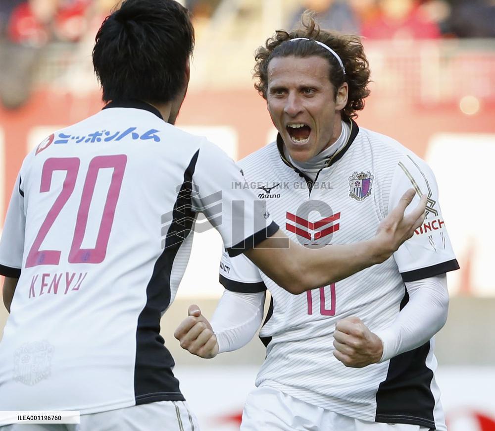 Forlan scores 1st J-League goal