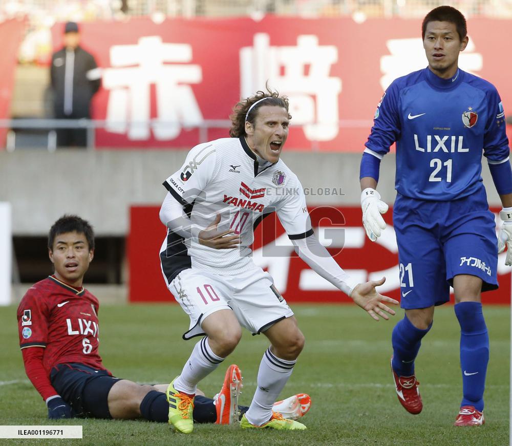 Forlan scores 1st J-League goal