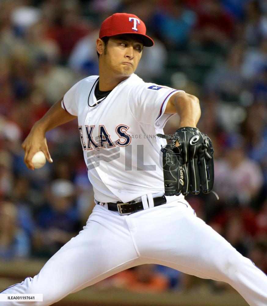 Darvish delivers gem, Rangers beat Astros in 12