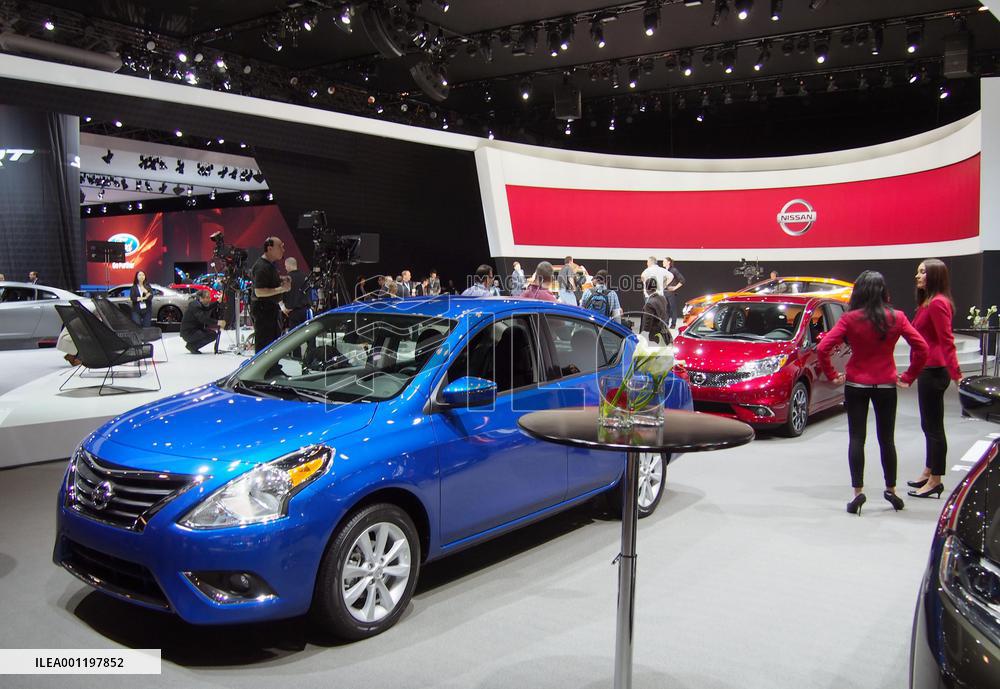 Nissan prepares exhibit space at New York auto show