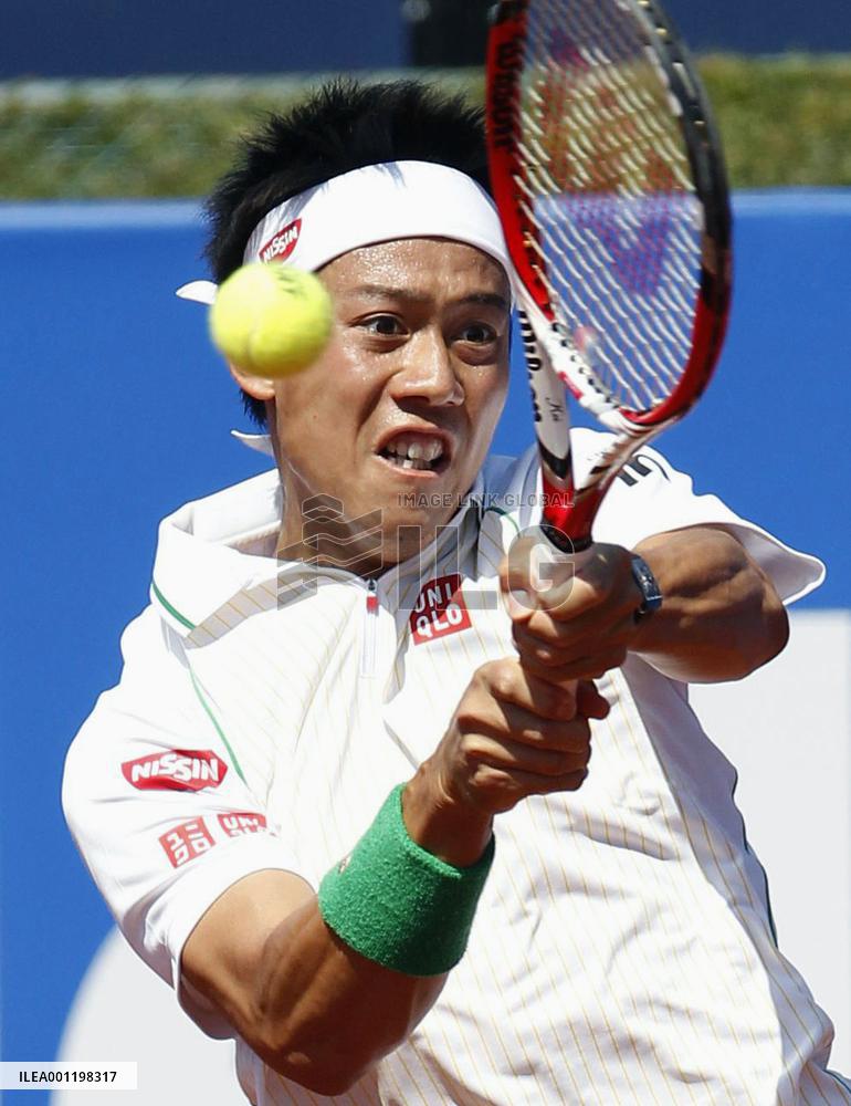 Nishikori defeats Golubev in Barcelona Open