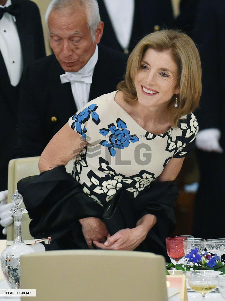 U.S. envoy Kennedy attends banquet for Obama in Tokyo