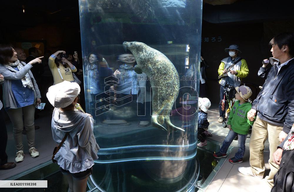Asahiyama zoo starts summer operation