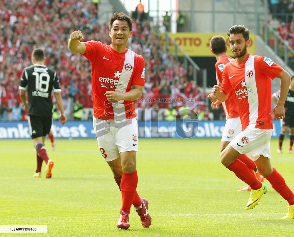 Okazaki scores for Mainz
