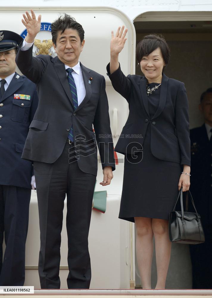 Abe leaves for Europe