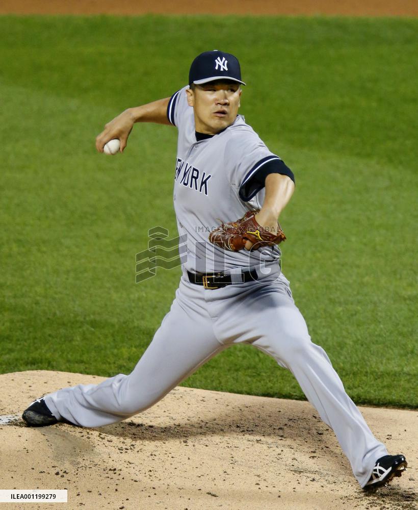 Tanaka gets 1st major league shutout