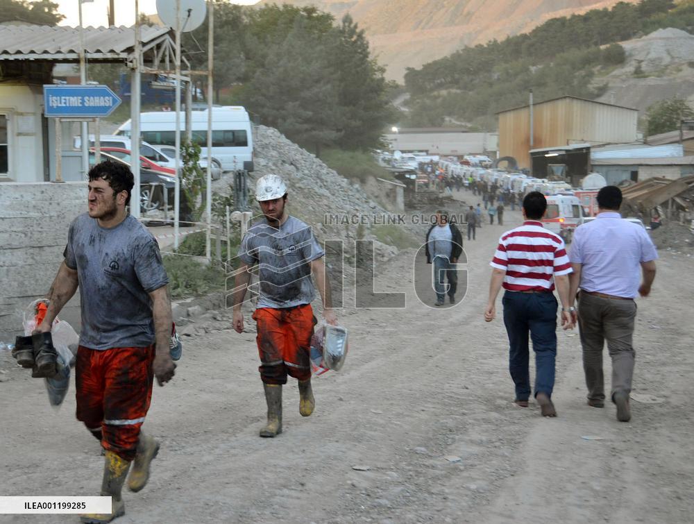 Death toll from Turkey coal mine disaster rising