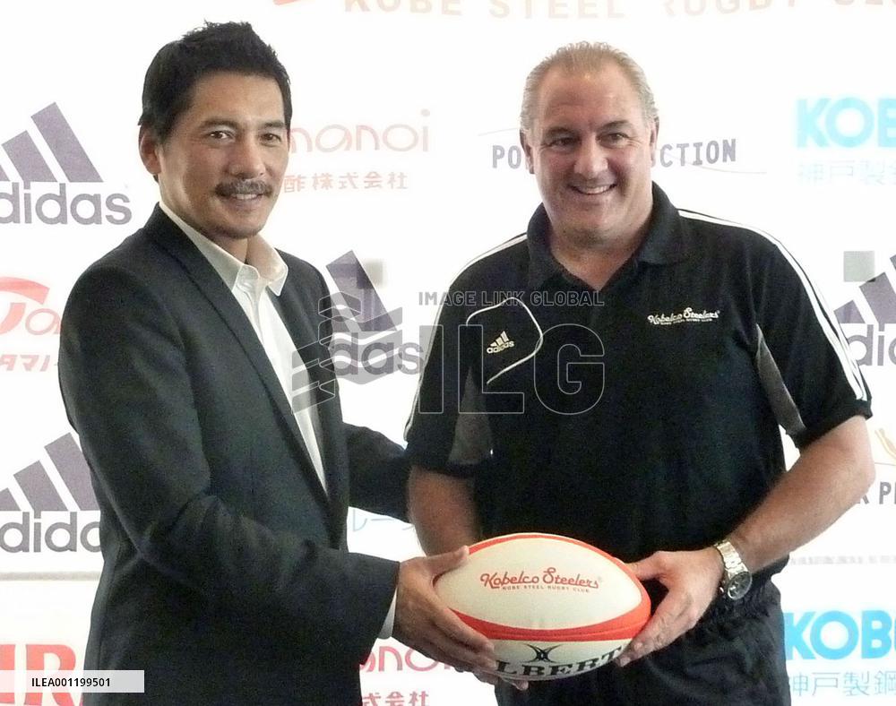 Kobelco Steelers' new coach Gold