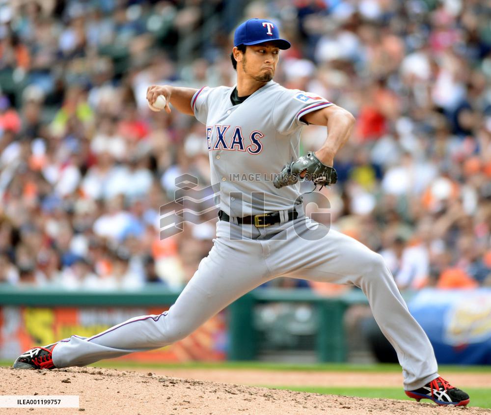 Darvish picks up 4th win