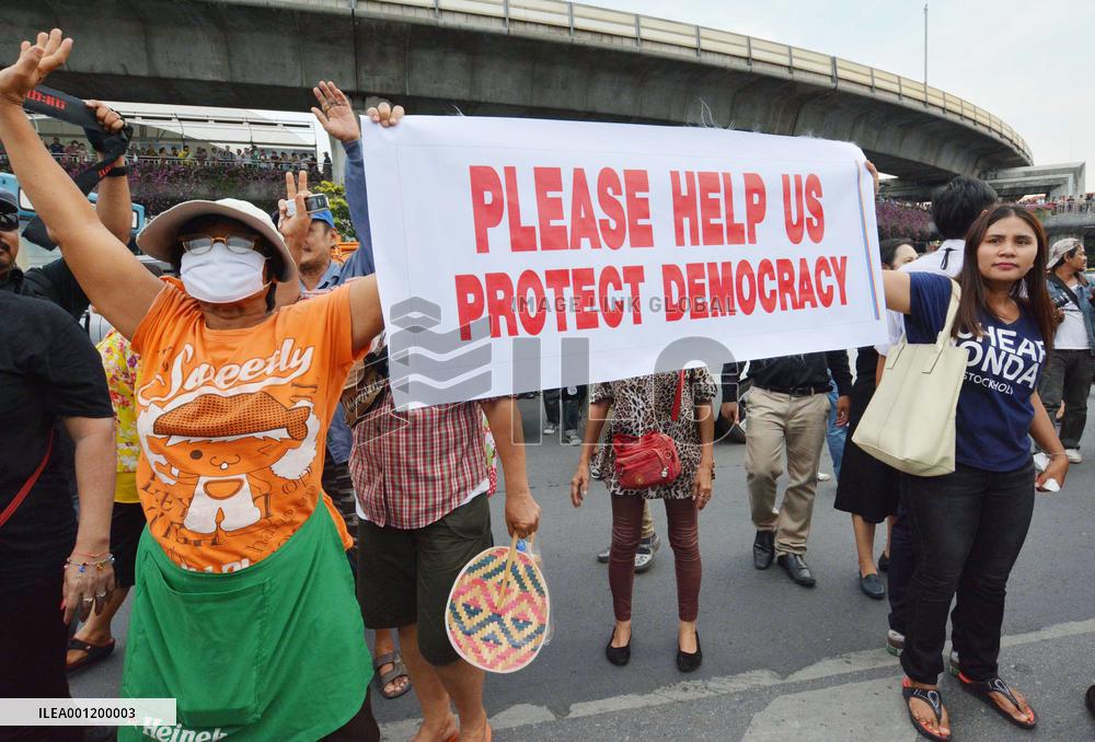 Thai coup protesters