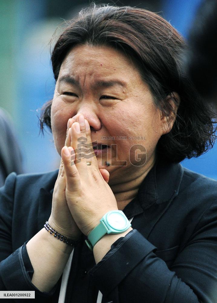 Trial for crew of sunken S. Korean ferry