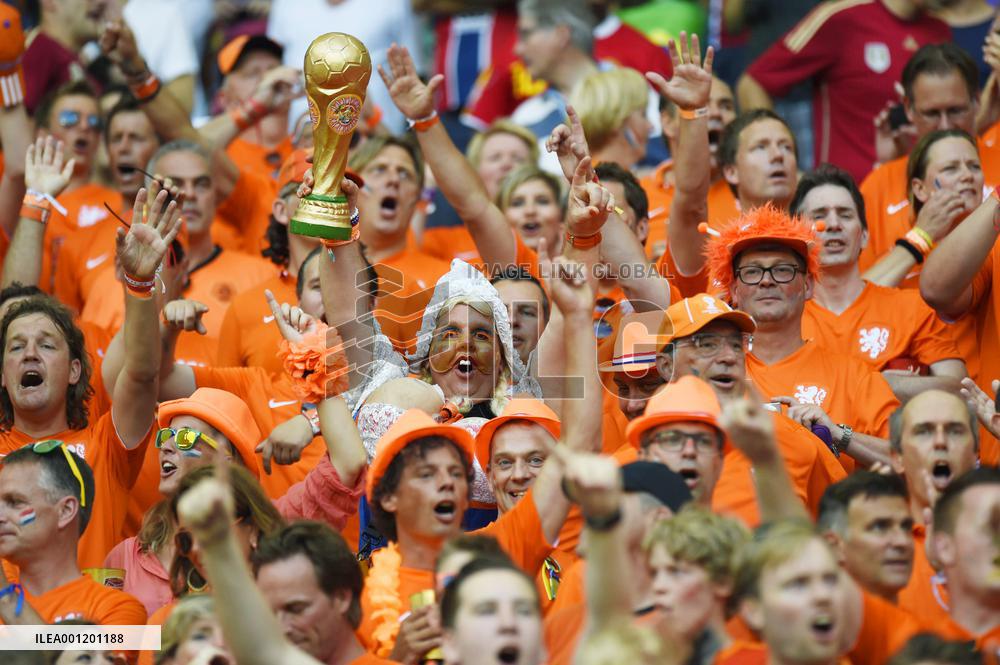 Netherlands defeat Spain 5-1