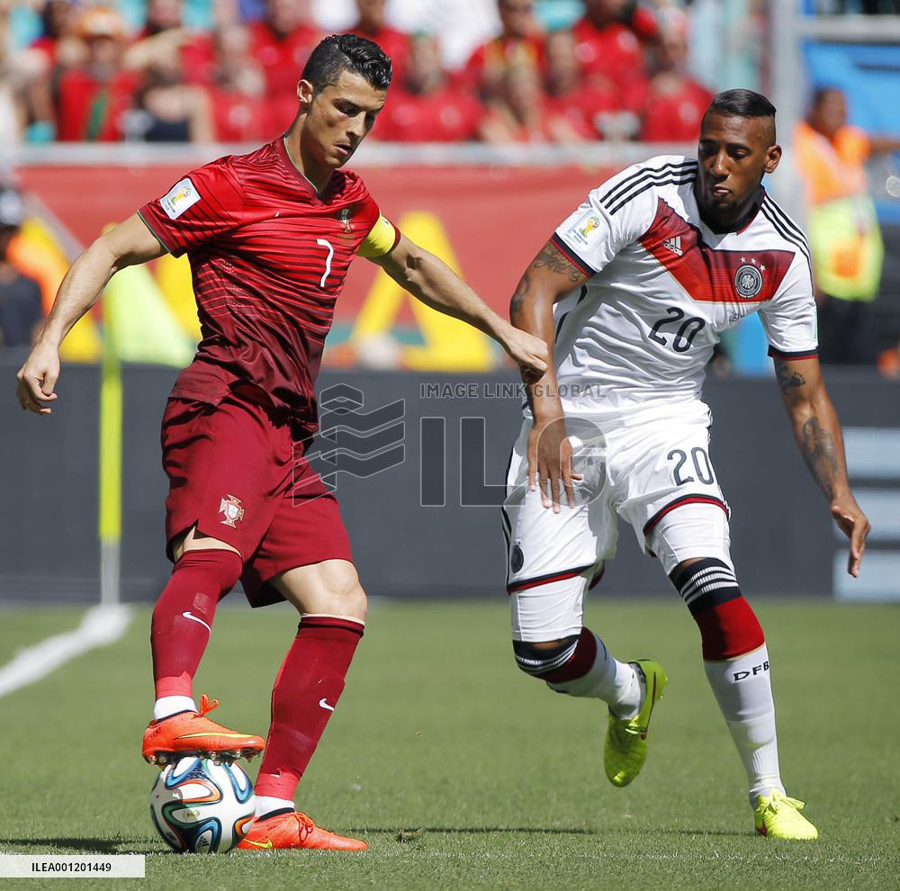 Germany crush Portugal 4-0