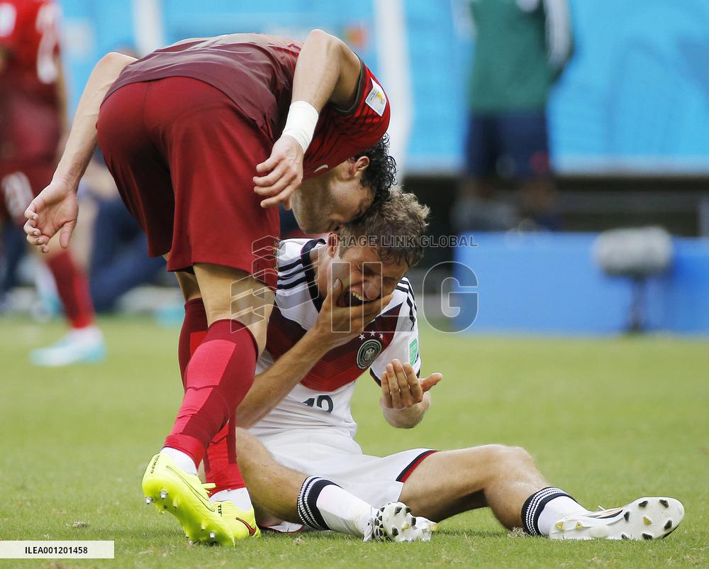 Germany crush Portugal 4-0