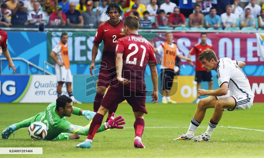 Germany crush Portugal 4-0